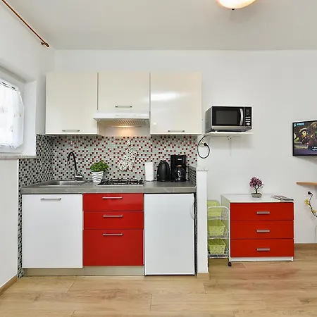 Danica 358 Апартаменты