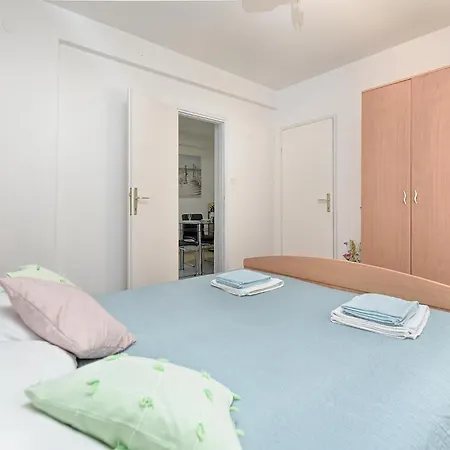 Danica 358 * Πόρετς