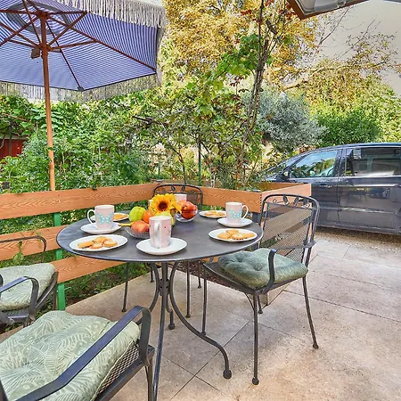 Danica 358 Апартаменты *