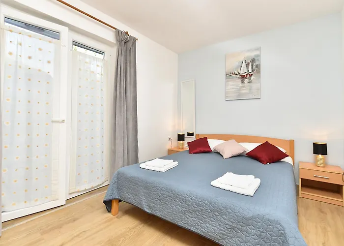 Apartman Danica 358 *